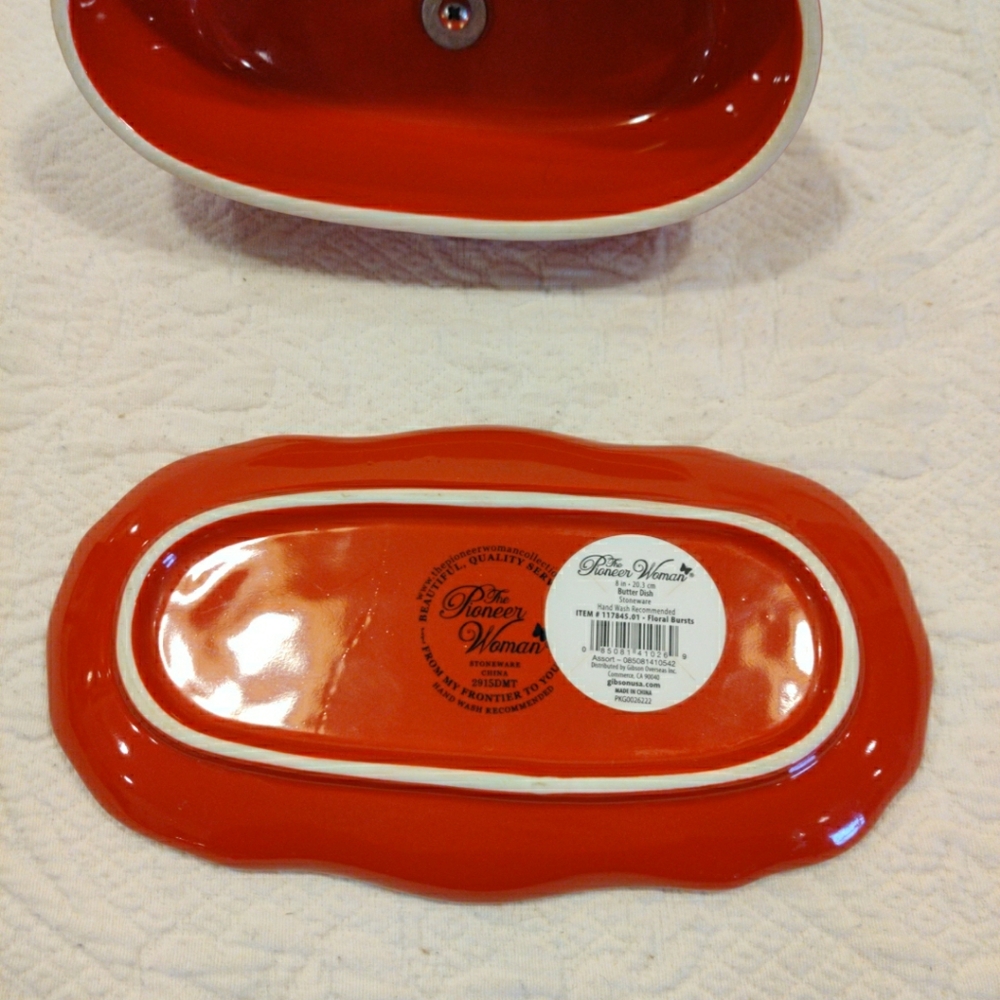 Pioneer Woman Red White Floral Design Covered Butter Dish Clear Glass Knob 8” - Picture 7 of 10
